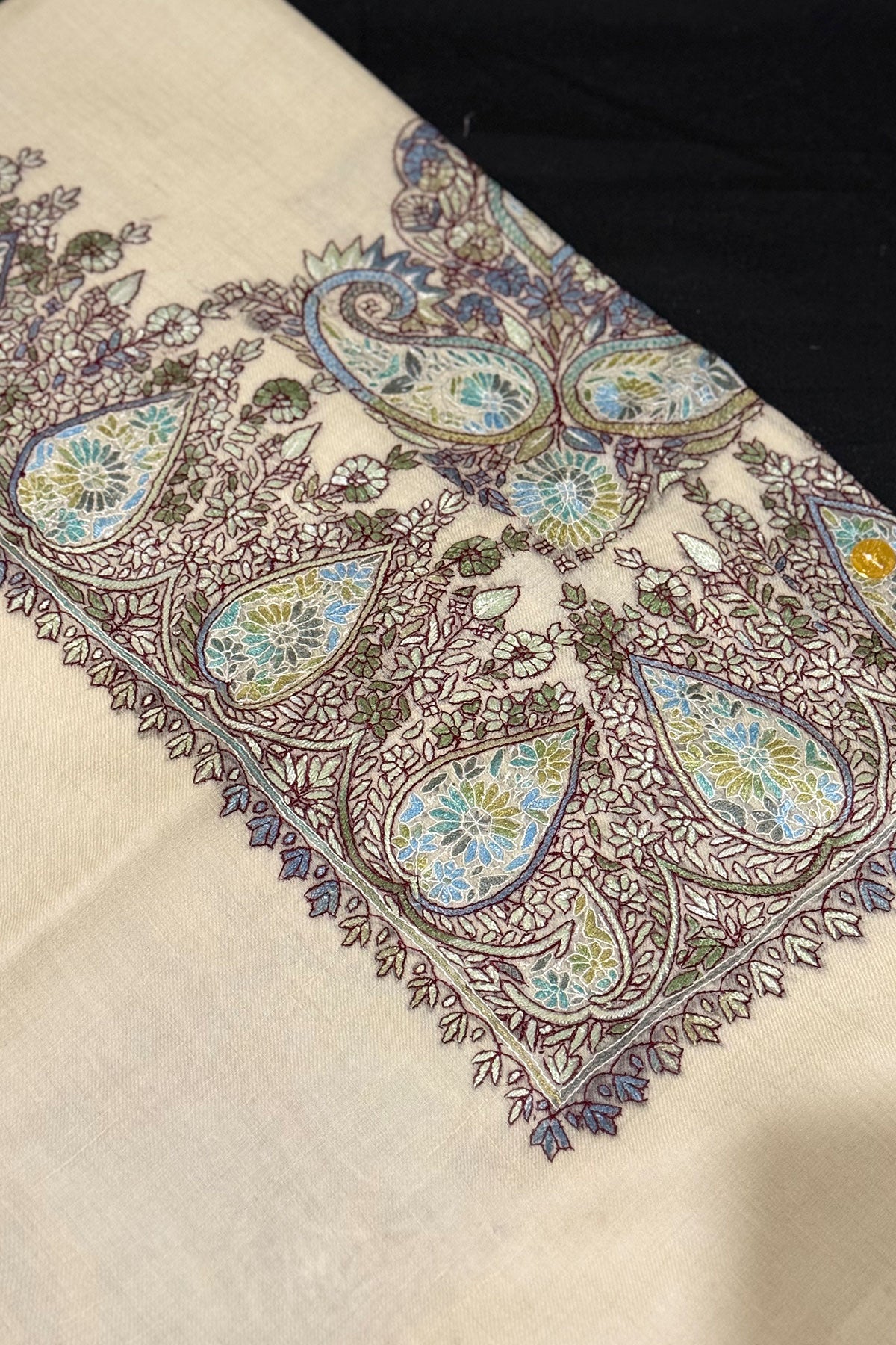 HAND EMBROIDERED PASHMINA SHAWL