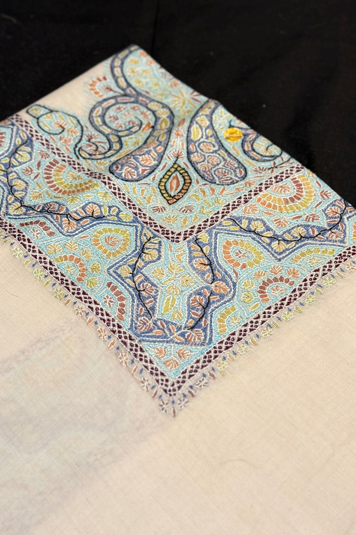 HAND EMBROIDERED PASHMINA SHAWL