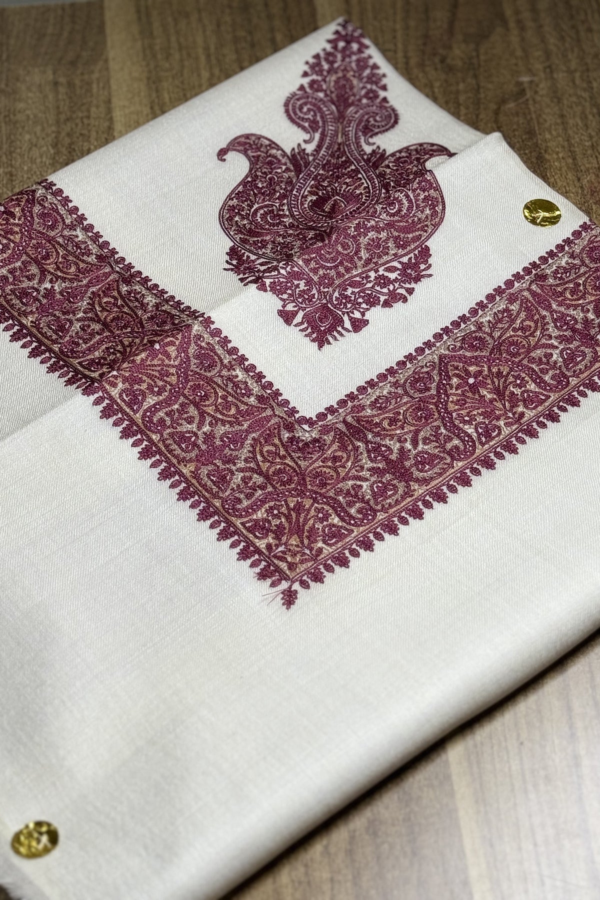 شال من صوف الميرينو