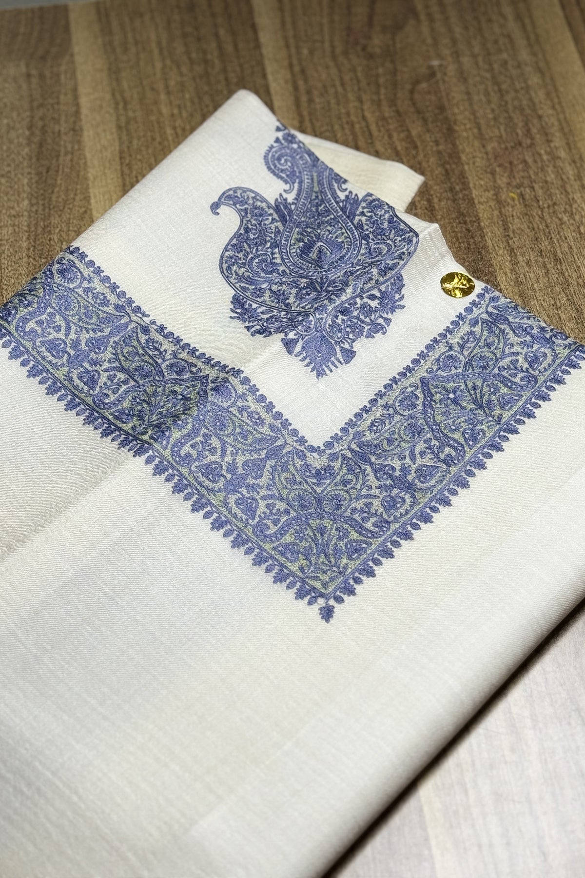 شال من صوف الميرينو