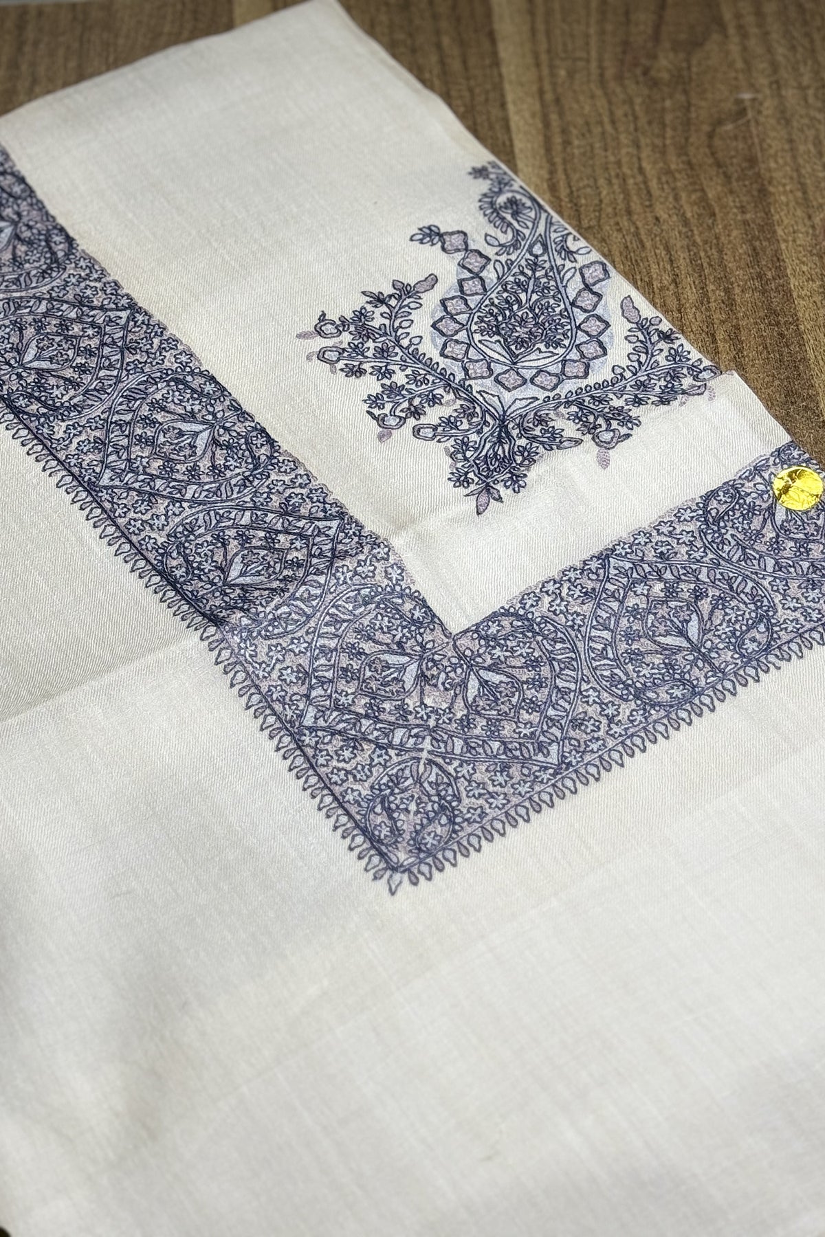 شال من صوف الميرينو