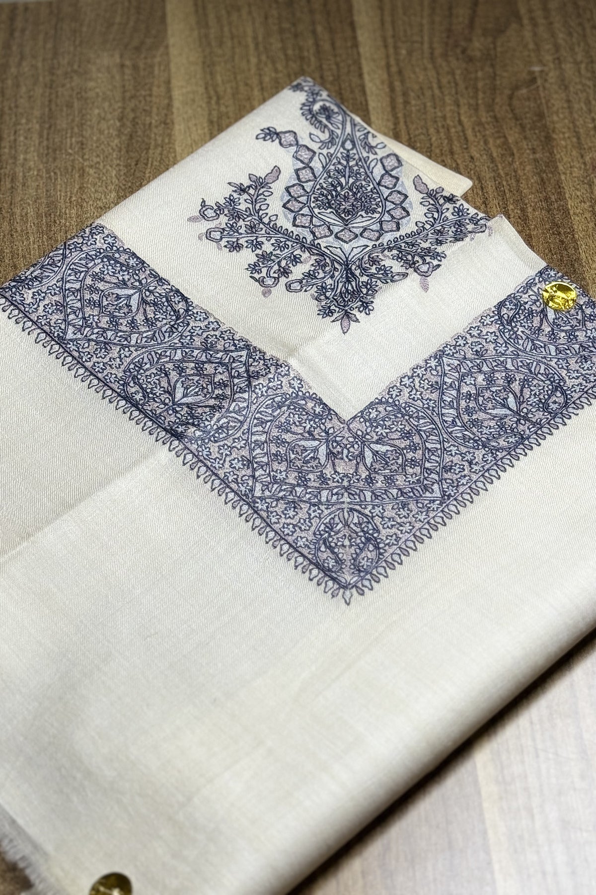 شال من صوف الميرينو