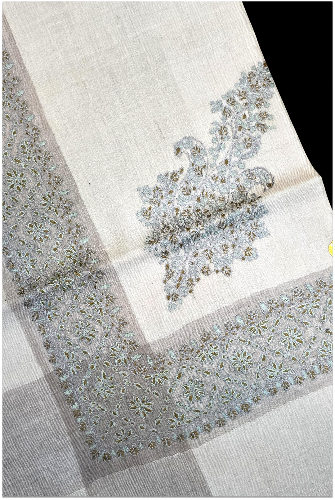 Aurelia Givrée — VIP Hand-Embroidered Pashmina Shawl
