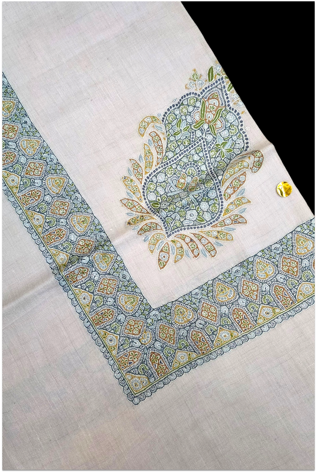 Armand – Belgium Toosh Luxury Shawl