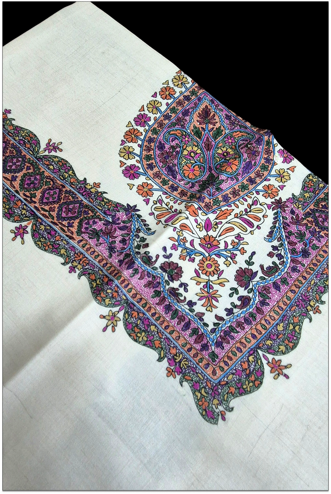 Qamar Al-Zahra — Premium Hand-Embroidered Kalamkari Pashmina Shawl
