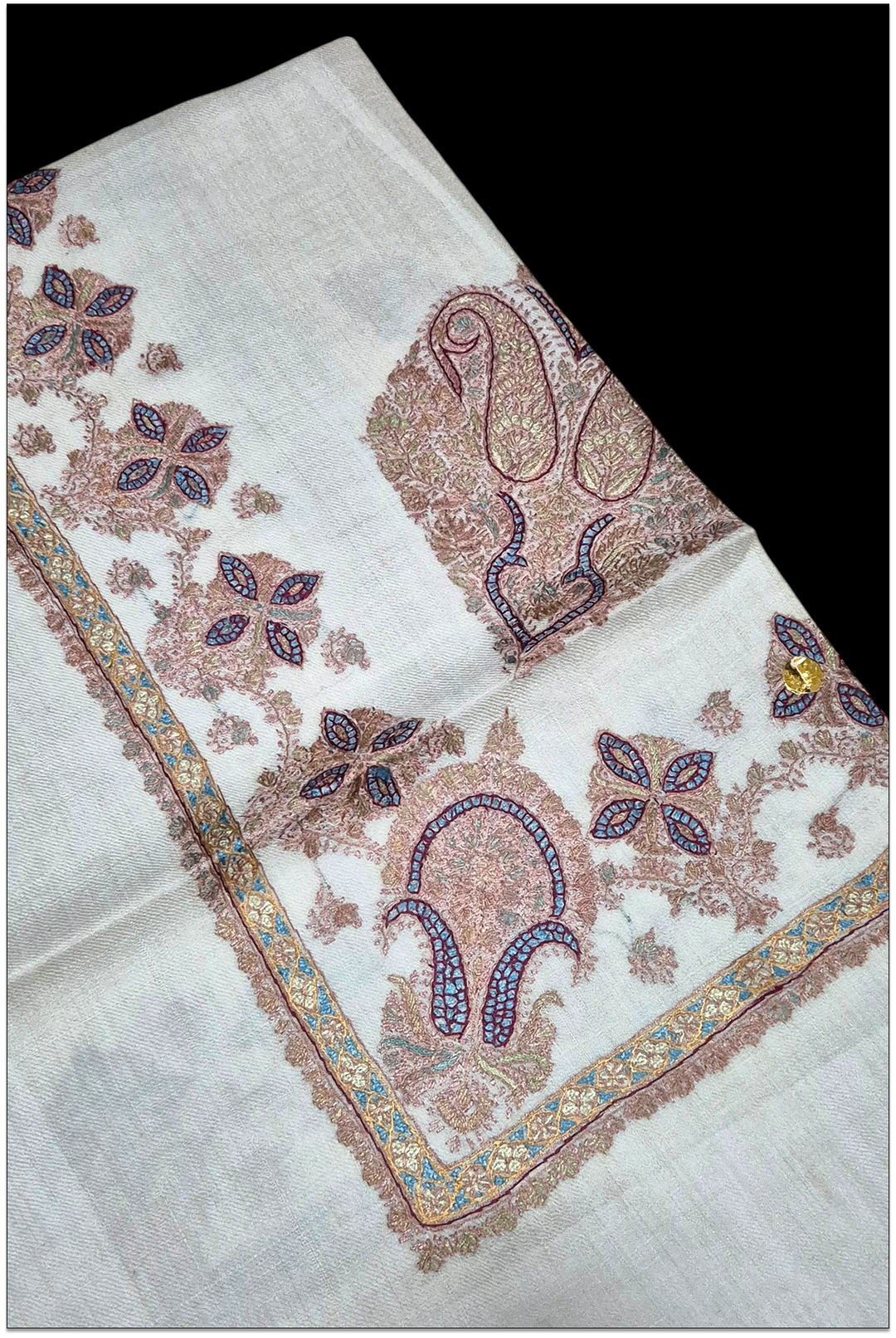 Zafran Royale — Premium Hand-Embroidered Pashmina Shawl