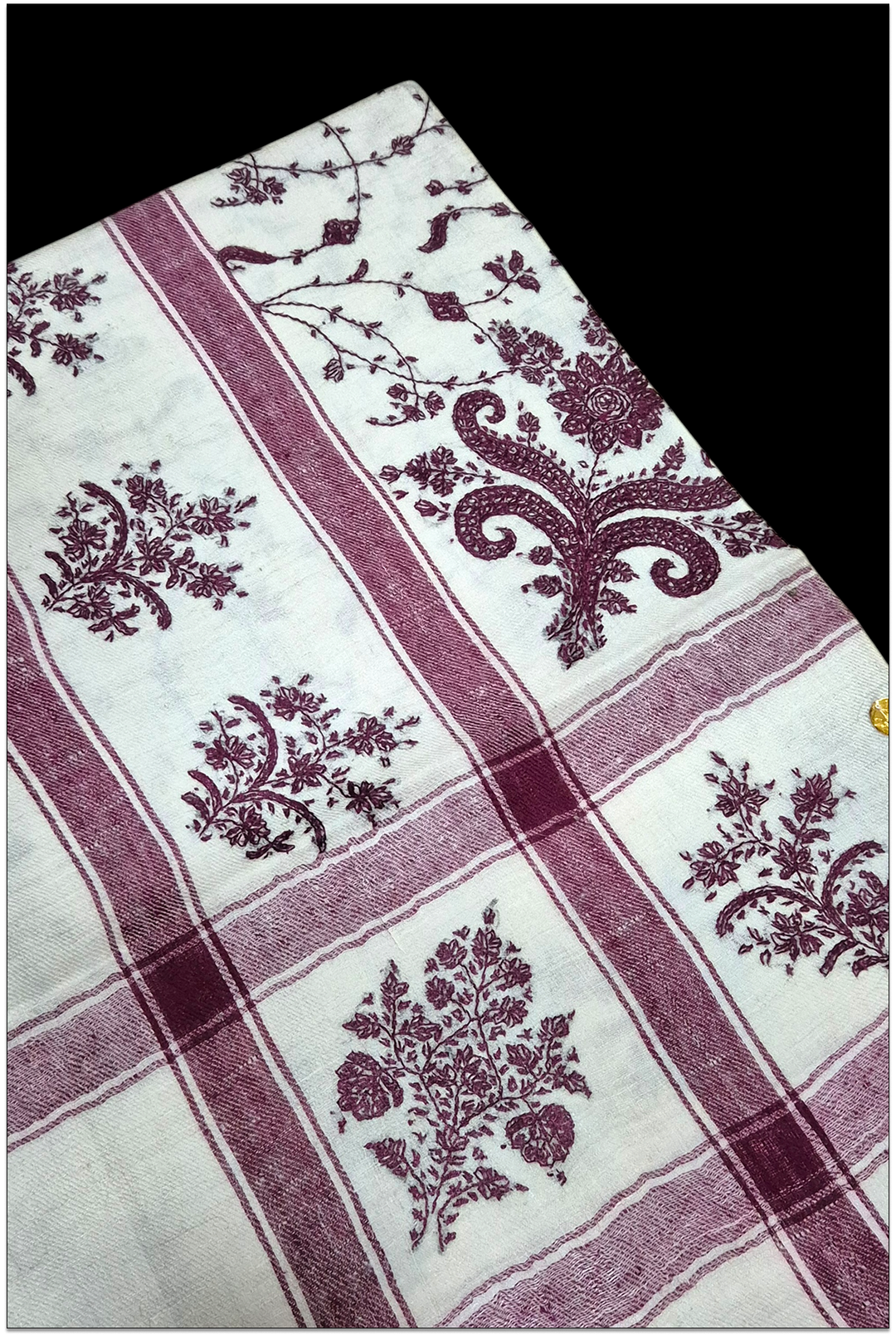 Marvello — Premium Hand-Embroidered Basraavi Shawl