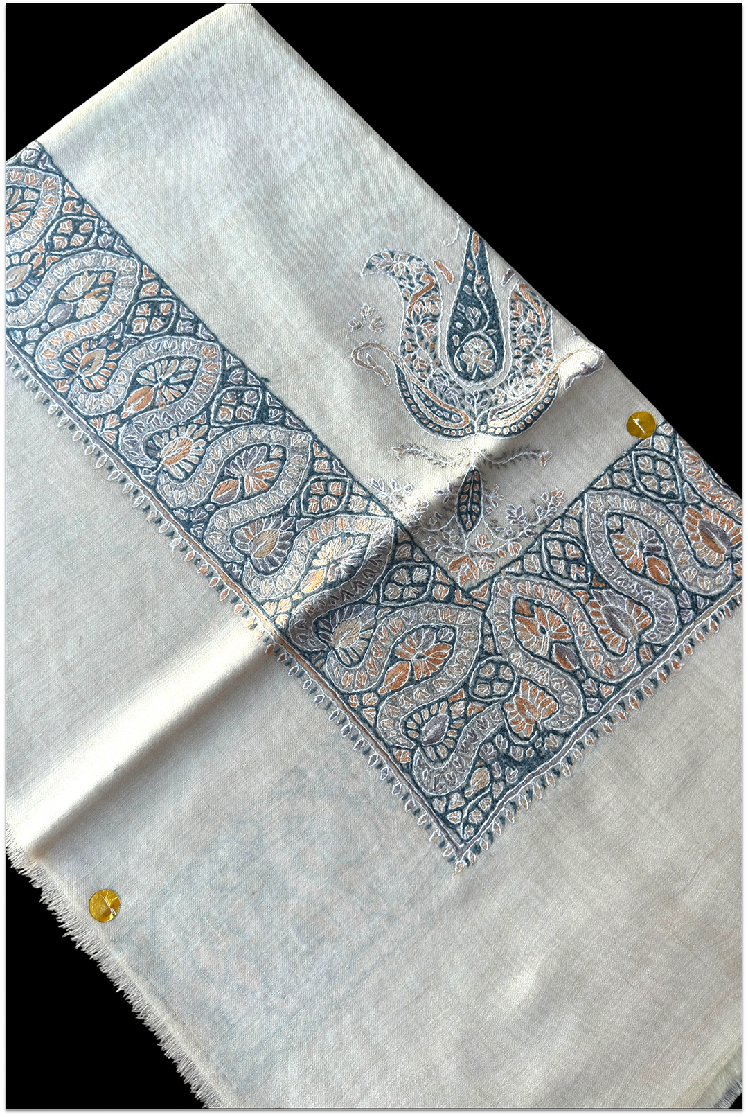 Aurelisse — Premium Hand-Embroidered Pashmina Shawl