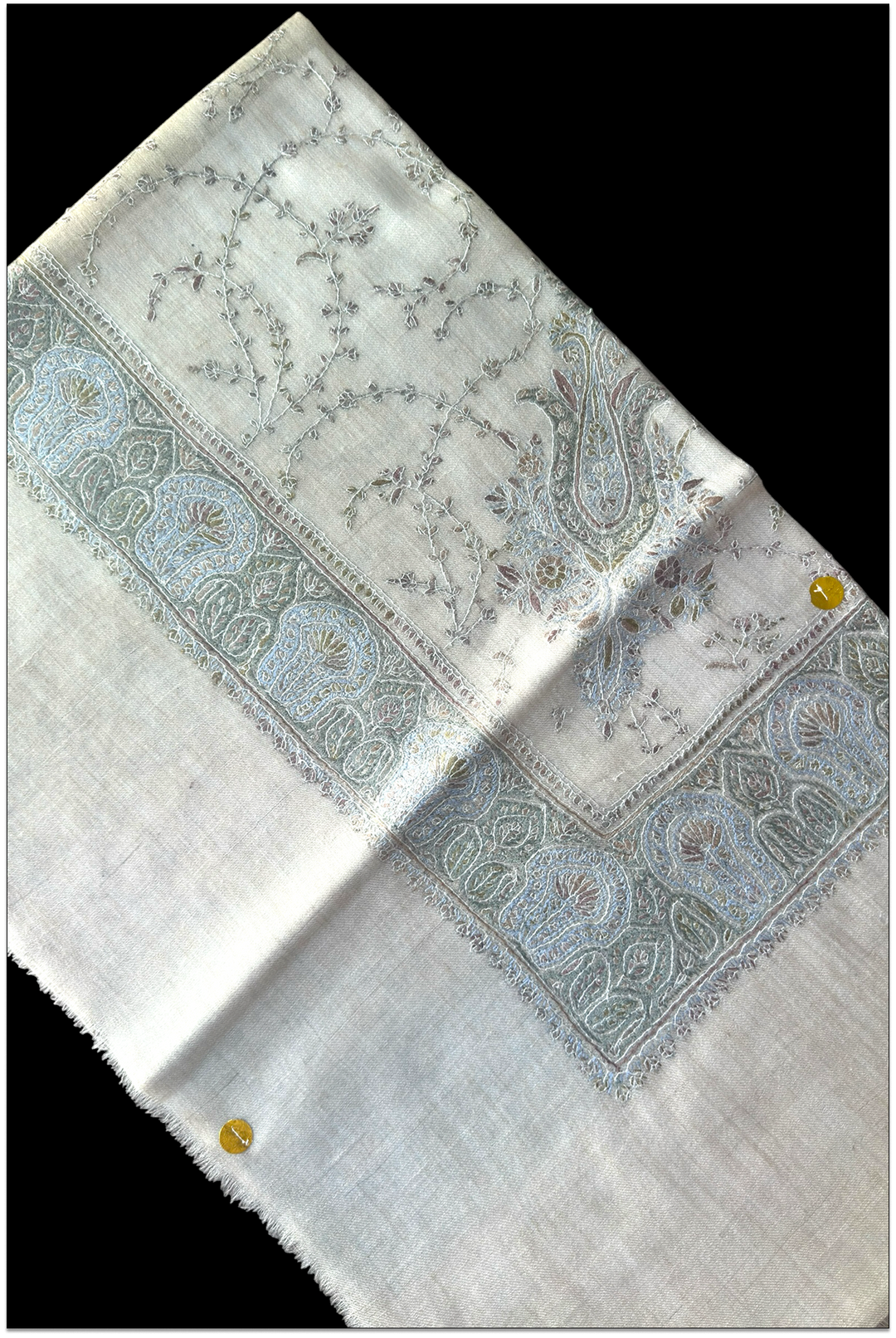 Émiréa — Classic Hand-Embroidered Pashmina Shawl