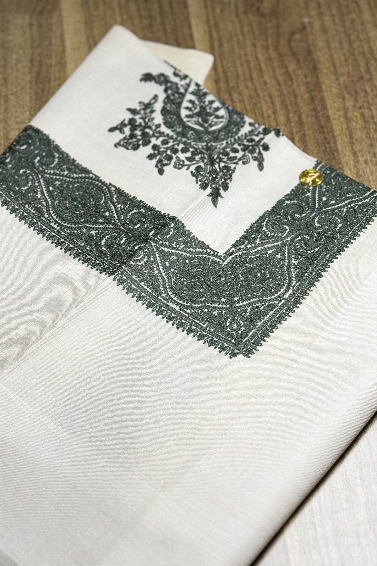 شال من صوف الميرينو